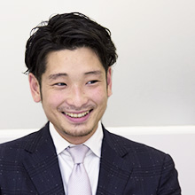 フラメンコに注ぐ情熱を支えます。
